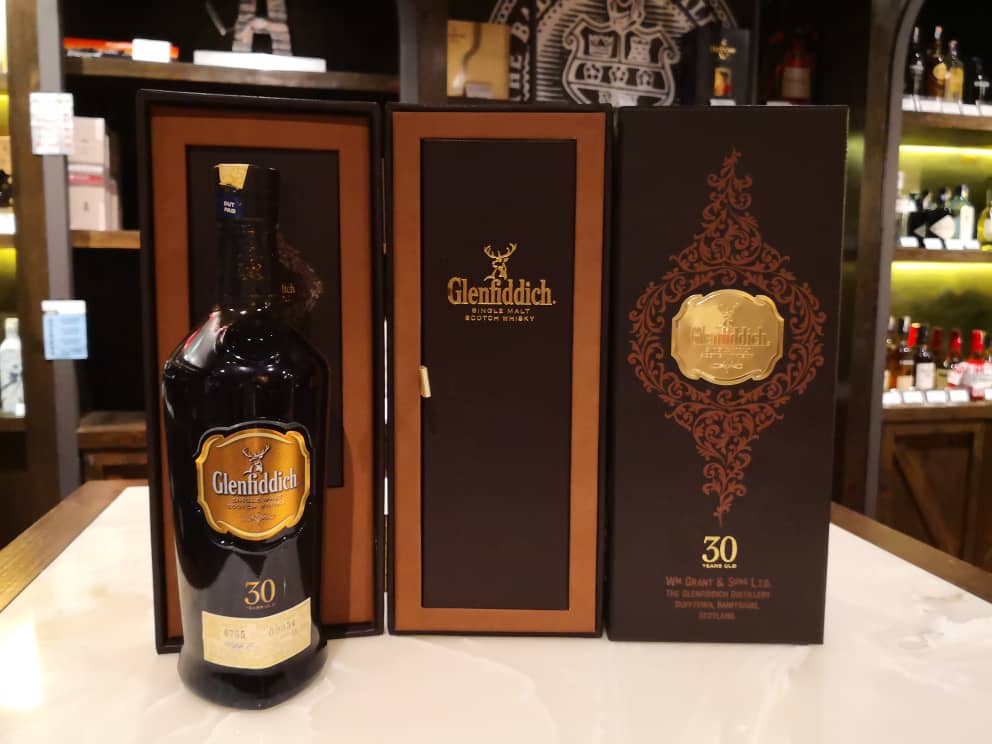 GLENFIDDICH 30 YEARS OLD
