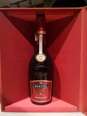 Martell V.S.O.P Medaillon With Miniature & Glass